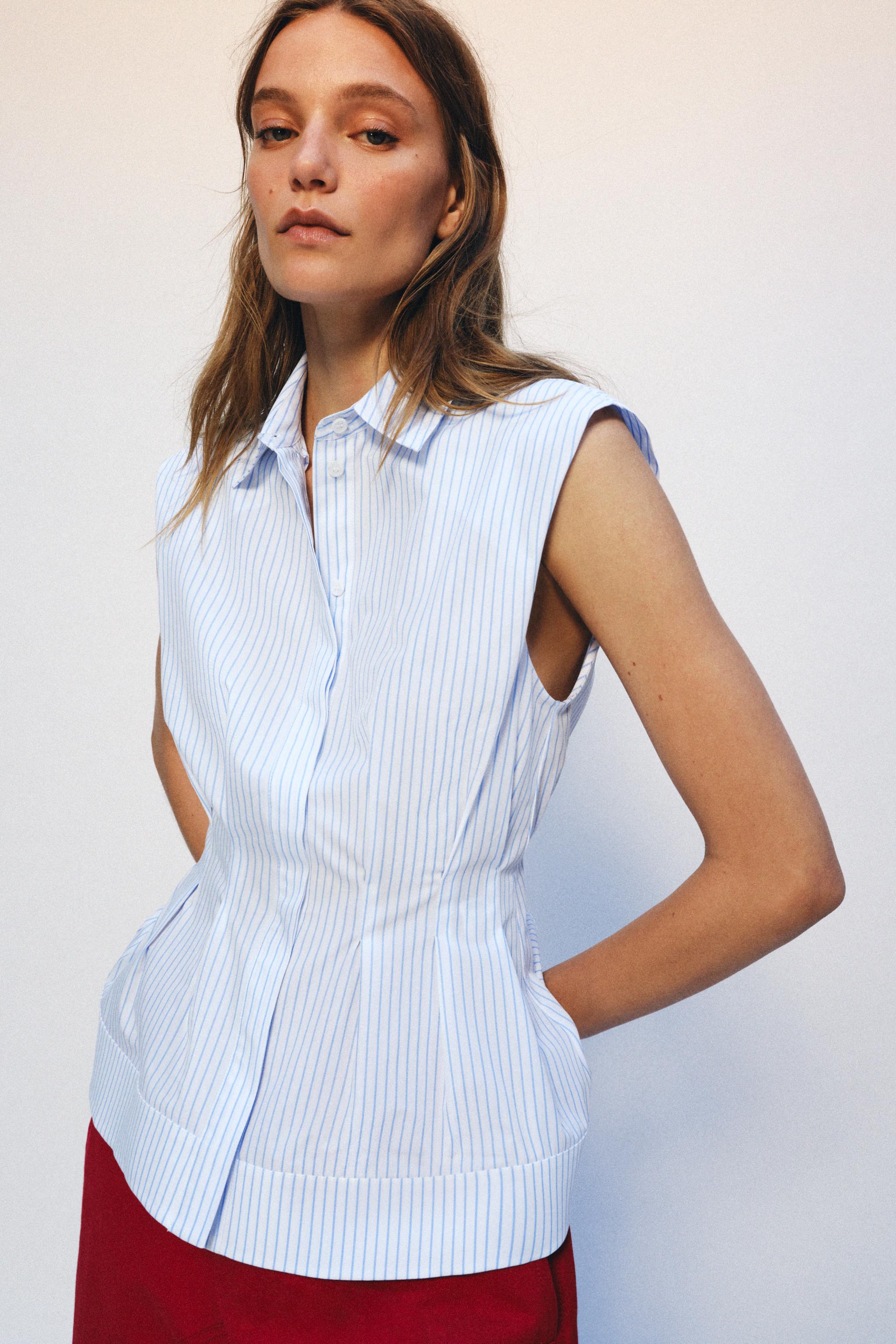 PLEATED SLEEVELESS SHIRT ZW COLLECTION